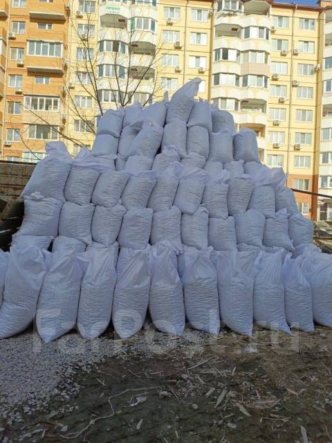 Щебень в мешках 05х20, в наличии. Цена: 90₽ в Уссурийске