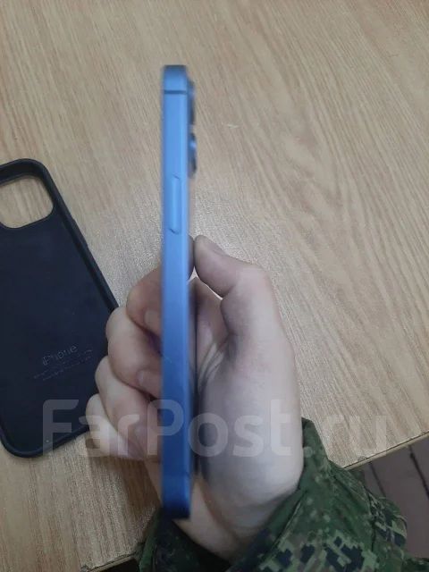 Apple iPhone 13. �/�, 256 ��, �����, 3G, 4G LTE, Dual-SIM, NFC ����