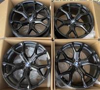 BMW. 9.5/10.5x21", 5x120, ET37/43,  74,1. 