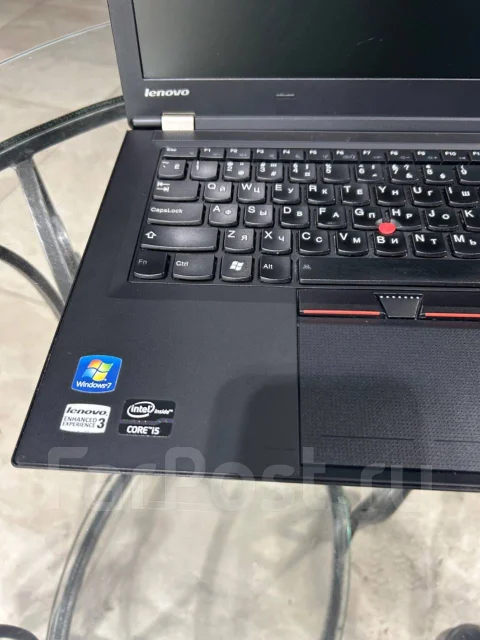 Lenovo ThinkPad. ��� 8 �� ����