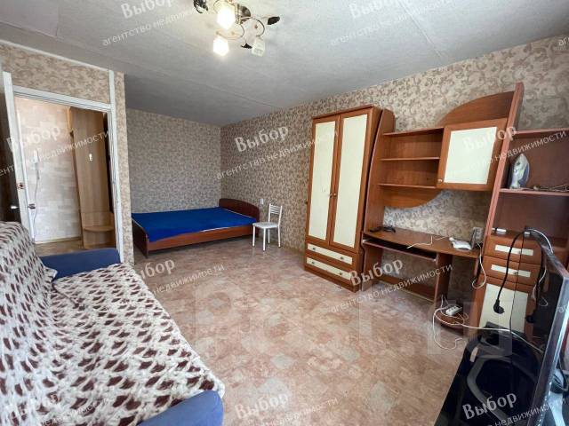 1-комнатная, улица Академика Курчатова 28, 5-мкр, юг, 5 этажей, 2 этаж ...
