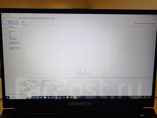 Gigabyte. 15.5", 2,5����, ��� 16 ��, ���� 500���, WiFi: 1, Bluetooth: 1, ����������� �� 5��. ����
