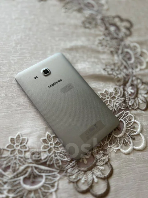 Samsung Galaxy Tab A. ������ 8 �� ����