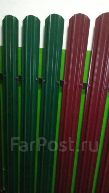 Забор из проф листа и евроштакетника, в наличии. Цена: 4 200₽ в Хабаровске