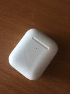 Apple AirPods ����
