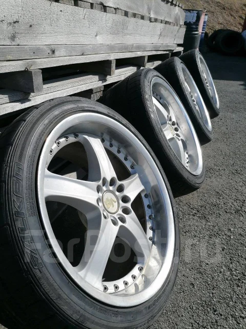 RAYS Volk Racing VR AV3. 9.5x18", 5x114.3, ET30 ����