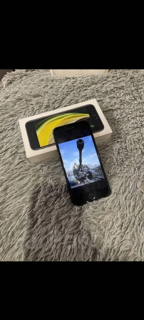 Apple iPhone SE 2020. �/� ����