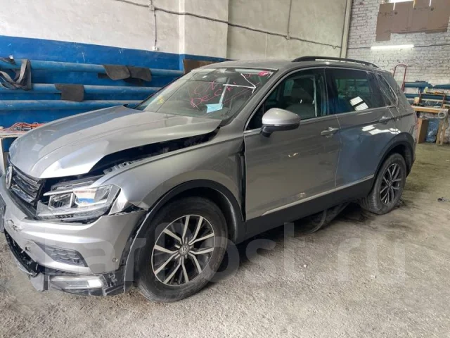 Volkswagen Tiguan. WVGZZZ5NZHW866339, CZE ����
