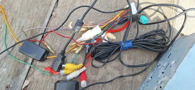 Clarion NX501 ����