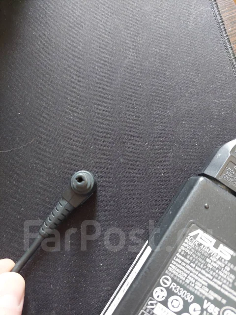 Asus K51. 15.6", 2,2����, ��� 2048 ��, ���� 320���, WiFi: 1, Bluetooth: 1, ����������� �� 1��. ����