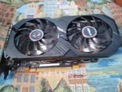 Radeon RX 560 ����