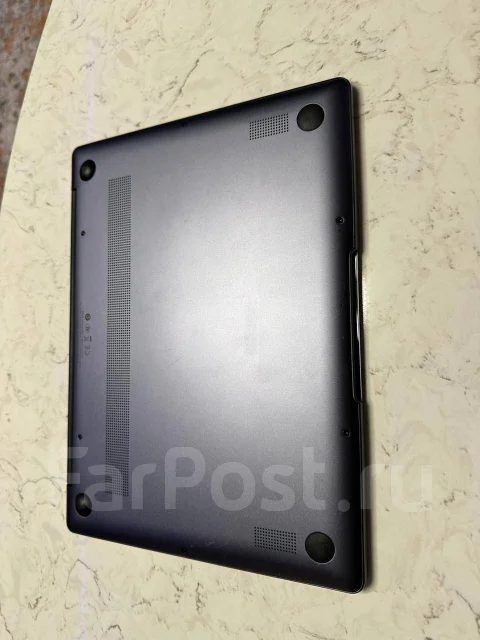 Huawei MateBook 13. 13", 60����, ��� 16 ��, ���� 512���, WiFi: 1, Bluetooth: 1, ����������� �� 4��. ����