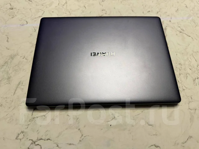 Huawei MateBook 13. 13", 60����, ��� 16 ��, ���� 512���, WiFi: 1, Bluetooth: 1, ����������� �� 4��. ����