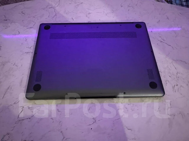 Huawei MateBook 13. 13", 60����, ��� 16 ��, ���� 512���, WiFi: 1, Bluetooth: 1, ����������� �� 4��. ����