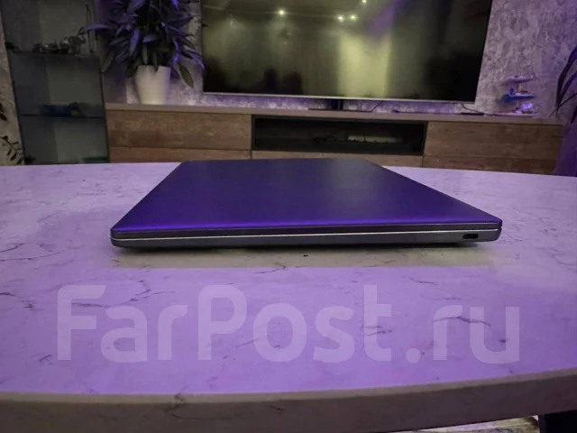 Huawei MateBook 13. 13", 60����, ��� 16 ��, ���� 512���, WiFi: 1, Bluetooth: 1, ����������� �� 4��. ����
