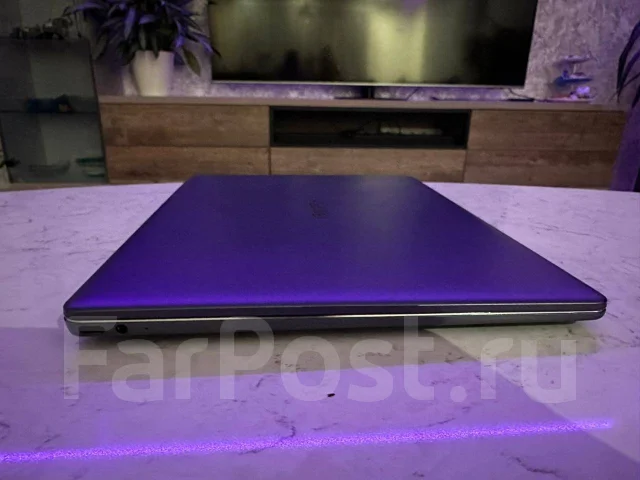 Huawei MateBook 13. 13", 60����, ��� 16 ��, ���� 512���, WiFi: 1, Bluetooth: 1, ����������� �� 4��. ����