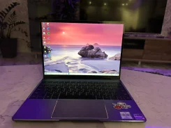 Huawei MateBook 13. 13", 60����, ��� 16 ��, ���� 512���, WiFi: 1, Bluetooth: 1, ����������� �� 4��. ����