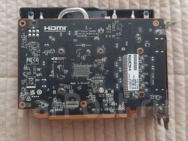 Radeon RX 6500 XT ����