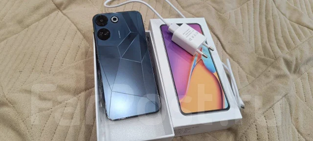 Tecno Camon 20 Pro. �����, 1 ��, 4G LTE, 5G, Dual-SIM ����