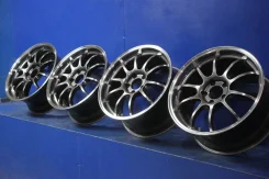 Advan Racing RZ-DF. 8.0/9.0x18", 5x114.3, ET54/63 ����