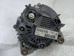 ��������� Nissan Qashqai J11 23100-4BB0C 231004BB0C ����