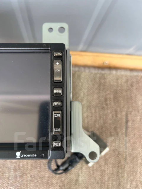 Clarion MAX735HD ����