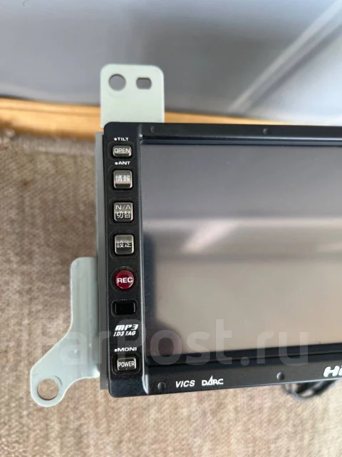 Clarion MAX735HD ����