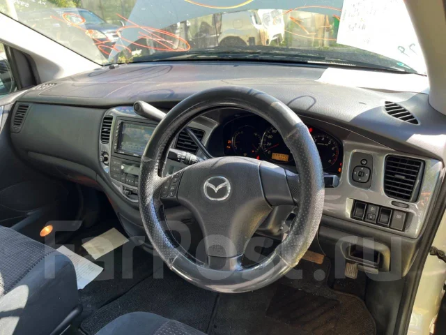 Clarion MAX735HD ����