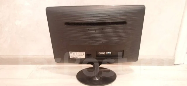 Samsung. 22", ���������� �� (LCD, LED, QLED) ����
