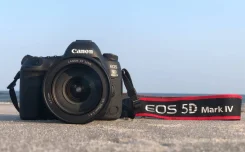 Canon EOS 5D Mark IV Body ����