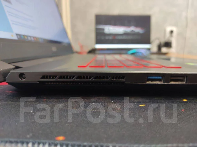 MSI Katana GF76. 17.3", 2,7����, ��� 8 ��, ���� 256���, WiFi: 1, Bluetooth: 1, ����������� �� 3��. ����