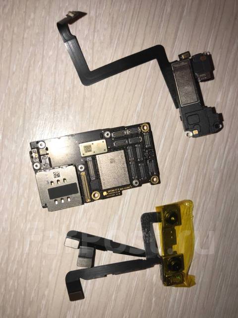 Материнская плата iPhone 11 pro, б/у, в наличии. Цена: 5 000₽ во ...