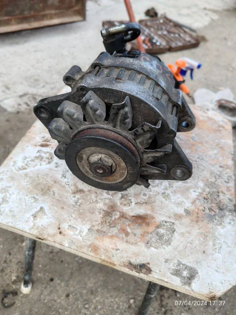��������� Nissan Avenir CD20 2310057J01 ����
