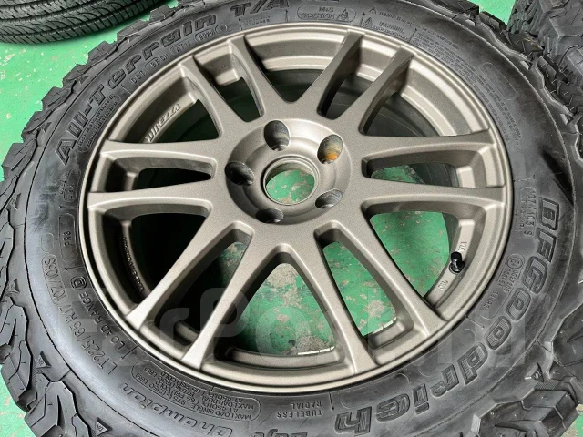 Dunlop Direzza STC. 7.0x17", 5x114.3, ET38 ����