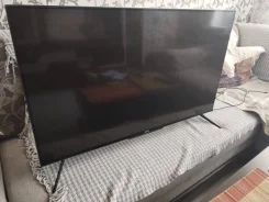 Realme TV 43 ����
