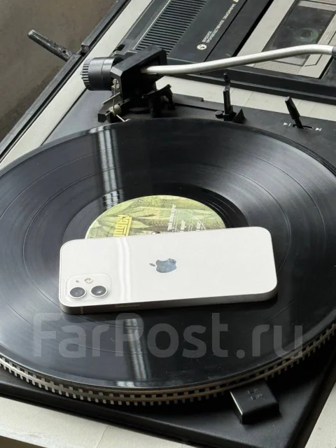 Apple iPhone 12. �/�, 128 ��, �����, 3G, 4G LTE, 5G, NFC ����