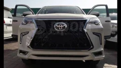 Toyota Fortuner ����
