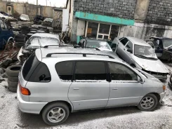 Toyota Ipsum ����