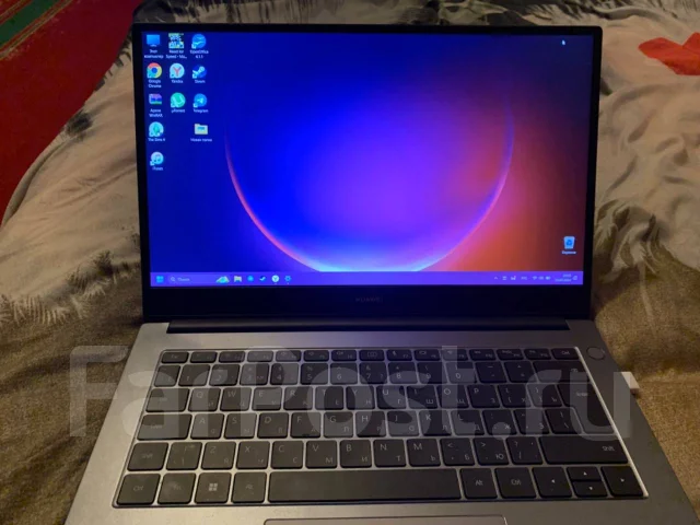 Huawei MateBook D 14. WiFi: 1, Bluetooth: 1 ����