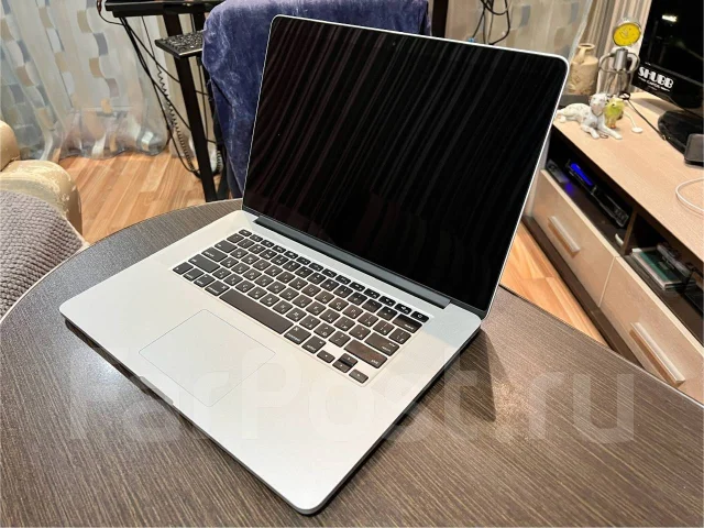 Apple MacBook Pro 15 2012 Mid. 15.4", 2,6����, ��� 8 ��, ���� 512���, WiFi: 1, Bluetooth: 1 ����