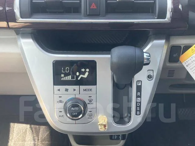Daihatsu Cast. ��������, ��������, 0.7 (64��.�.), ������, 50 000����. ��, �/�. ��� ����� �� ������������ ����