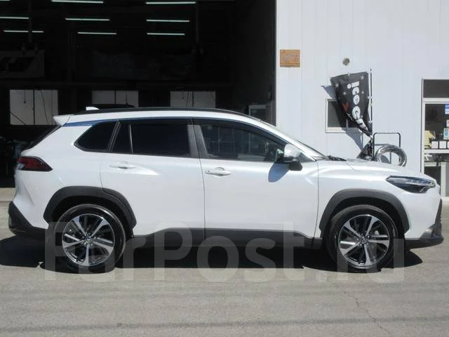 Toyota Corolla Cross. ��������, ��������, 1.8 (140��.�.), ������, 40 000����. ��, �/�. ��� ����� �� ������������ ����