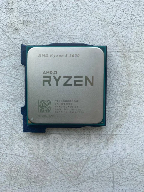 AMD Ryzen 5 2600 ����