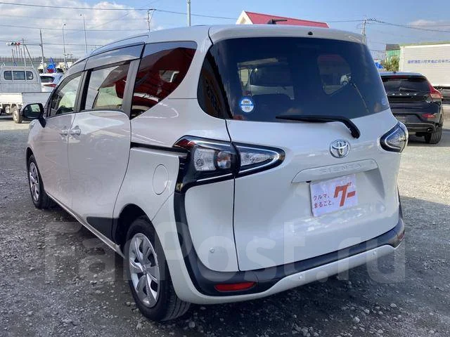 Toyota Sienta. ��������, 4wd, 1.5 (109��.�.), ������, 33 000����. ��, �/�. ��� ����� �� ������������ ����