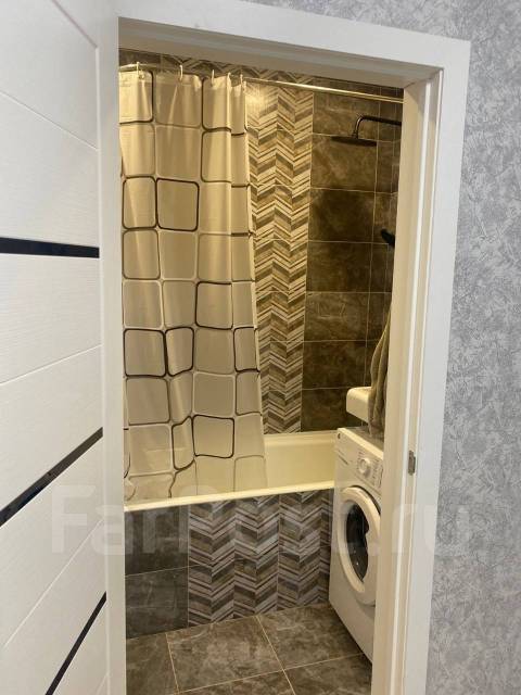 ������, ����� �������� 3/2. ���������������, ������� ����, 30,7���.��., 3/25 ����, ������������ ������. ������ ����