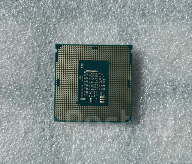 Intel Pentium G4500 ����