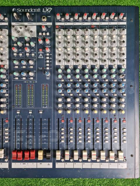 Микшерный пульт Soundcraft LX7ii-24, б/у, в наличии. Цена: 30 000₽ во ...