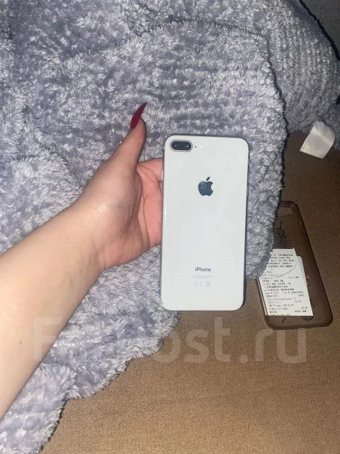 Apple iPhone 8 Plus. �/�, 64 ��, ����� ����