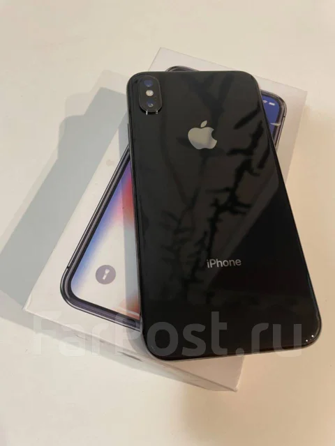 Apple iPhone X. �/�, 64 ��, ������, 4G LTE, NFC ����