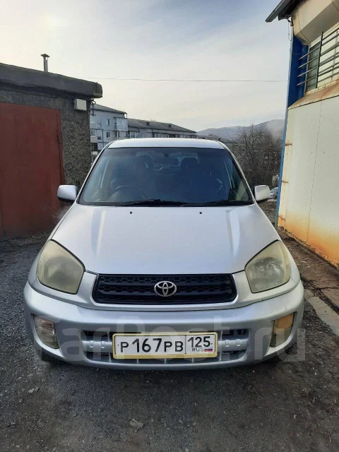 Toyota RAV4. �������, ��������, 18.0 (125��.�.), ������, 325����. �� ����